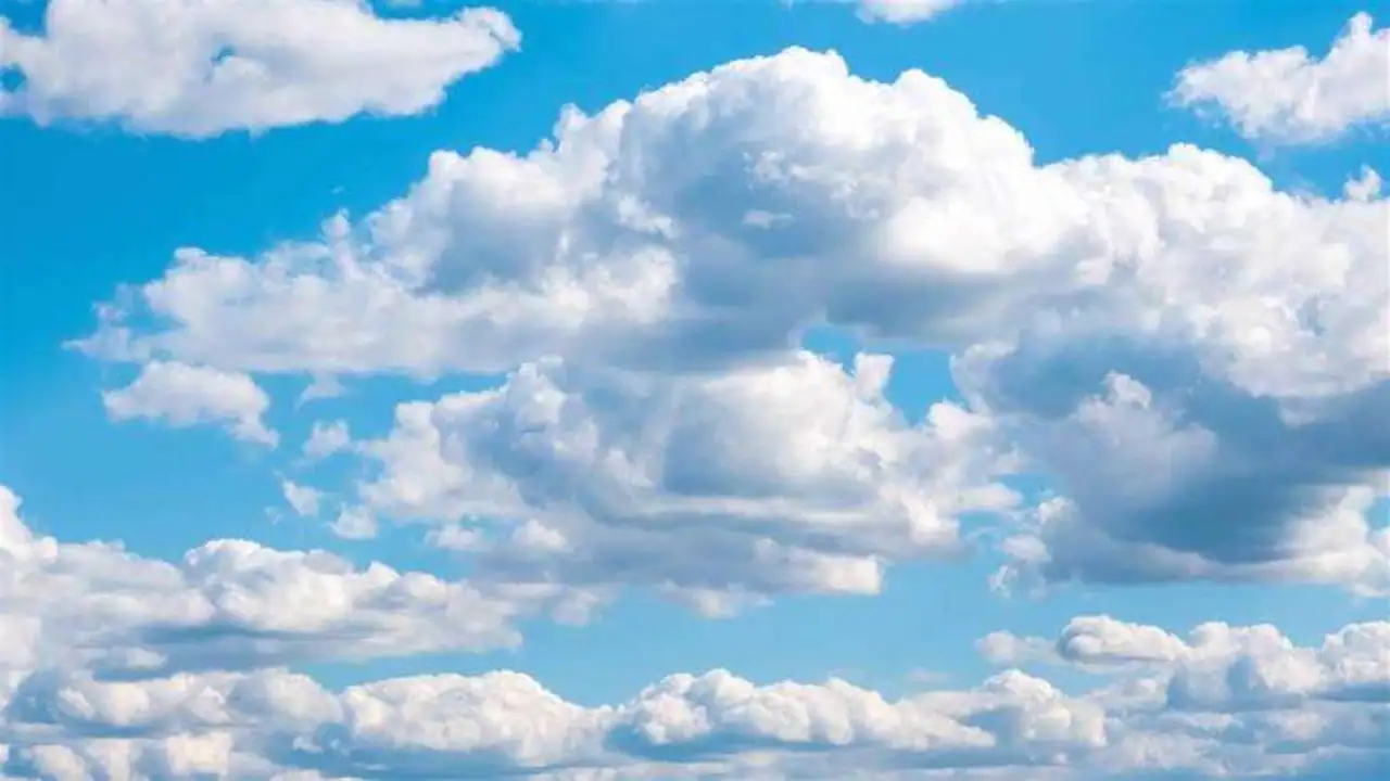 أجواء شتوية.. انخفاض درجات الحرارة الصغرى إلى 10 درجات في موجة باردة متوقعة